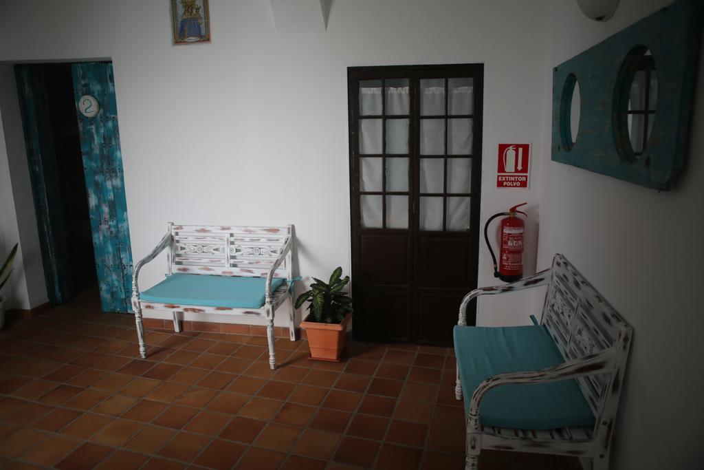 Wake Up In Tarifa Hostel & Restaurant Lounge Exterior foto