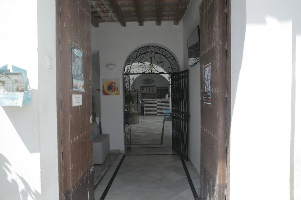 Wake Up In Tarifa Hostel & Restaurant Lounge Exterior foto