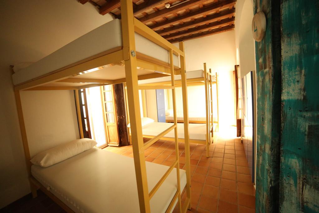 Wake Up In Tarifa Hostel & Restaurant Lounge Quarto foto