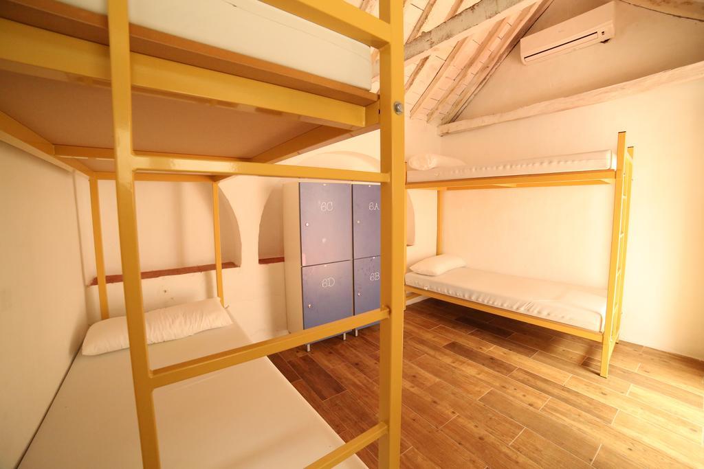 Wake Up In Tarifa Hostel & Restaurant Lounge Quarto foto