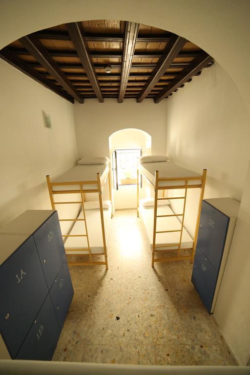 Wake Up In Tarifa Hostel & Restaurant Lounge Quarto foto
